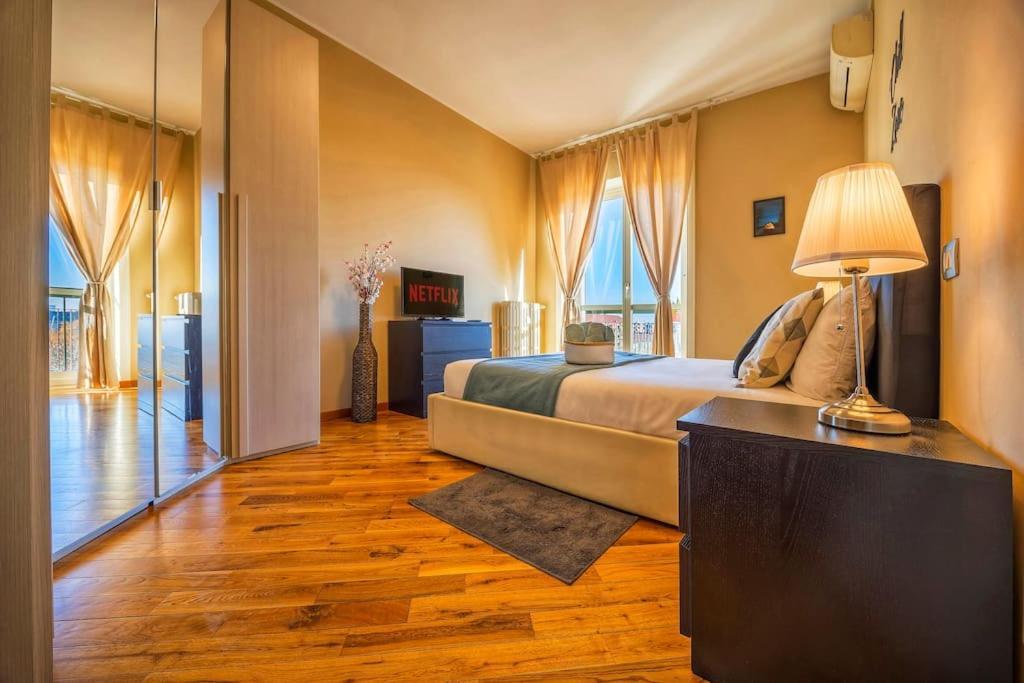Sunny & Updated Flat With Panoramic City View 50M From M4 Stop 米兰 外观 照片